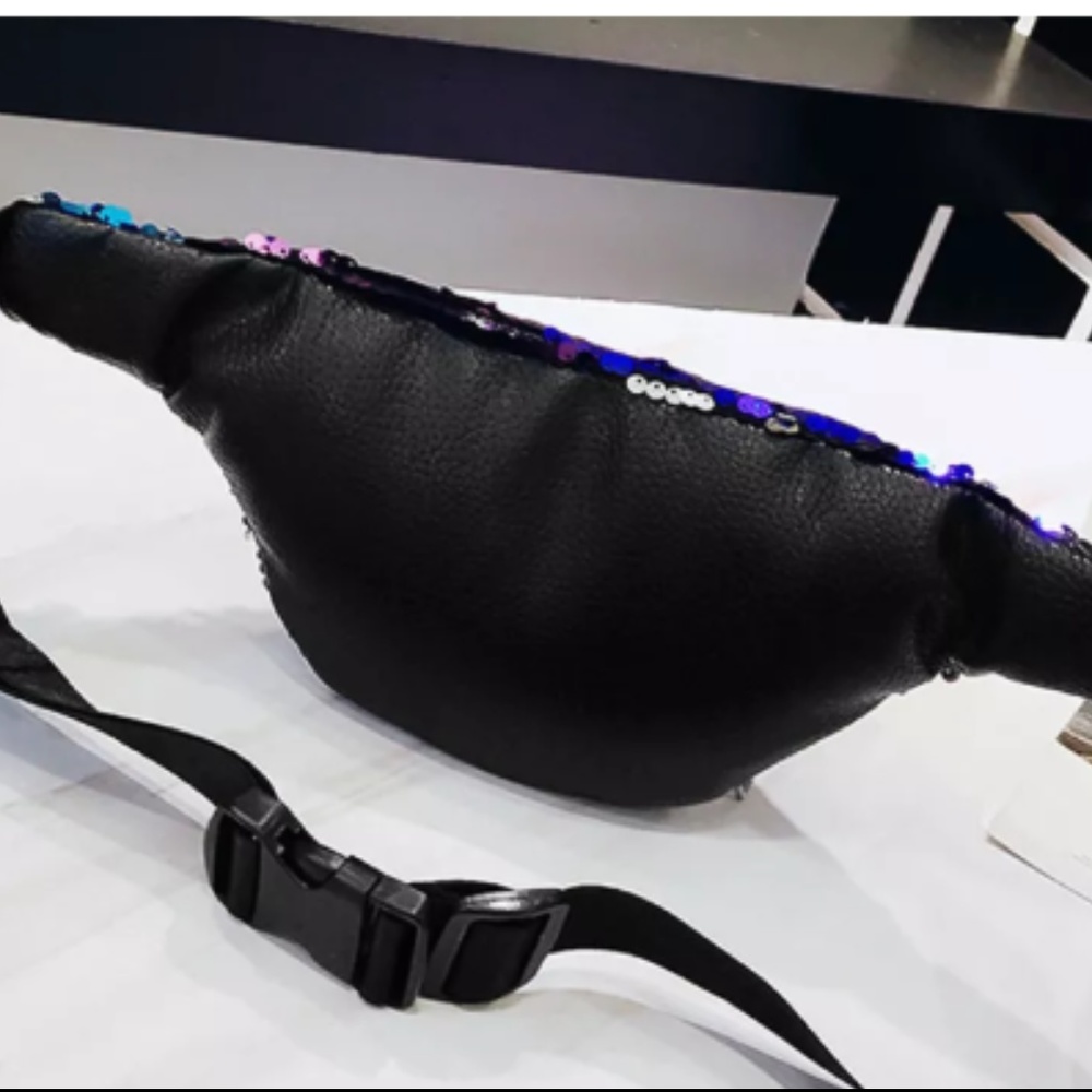 SEQUIN FANNY PACK - Picture 3 of 5